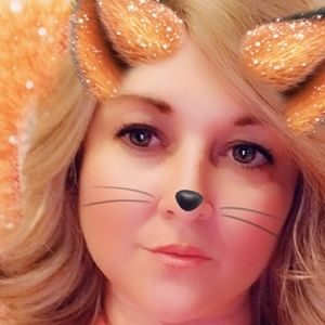 Meet your Posher, Michele